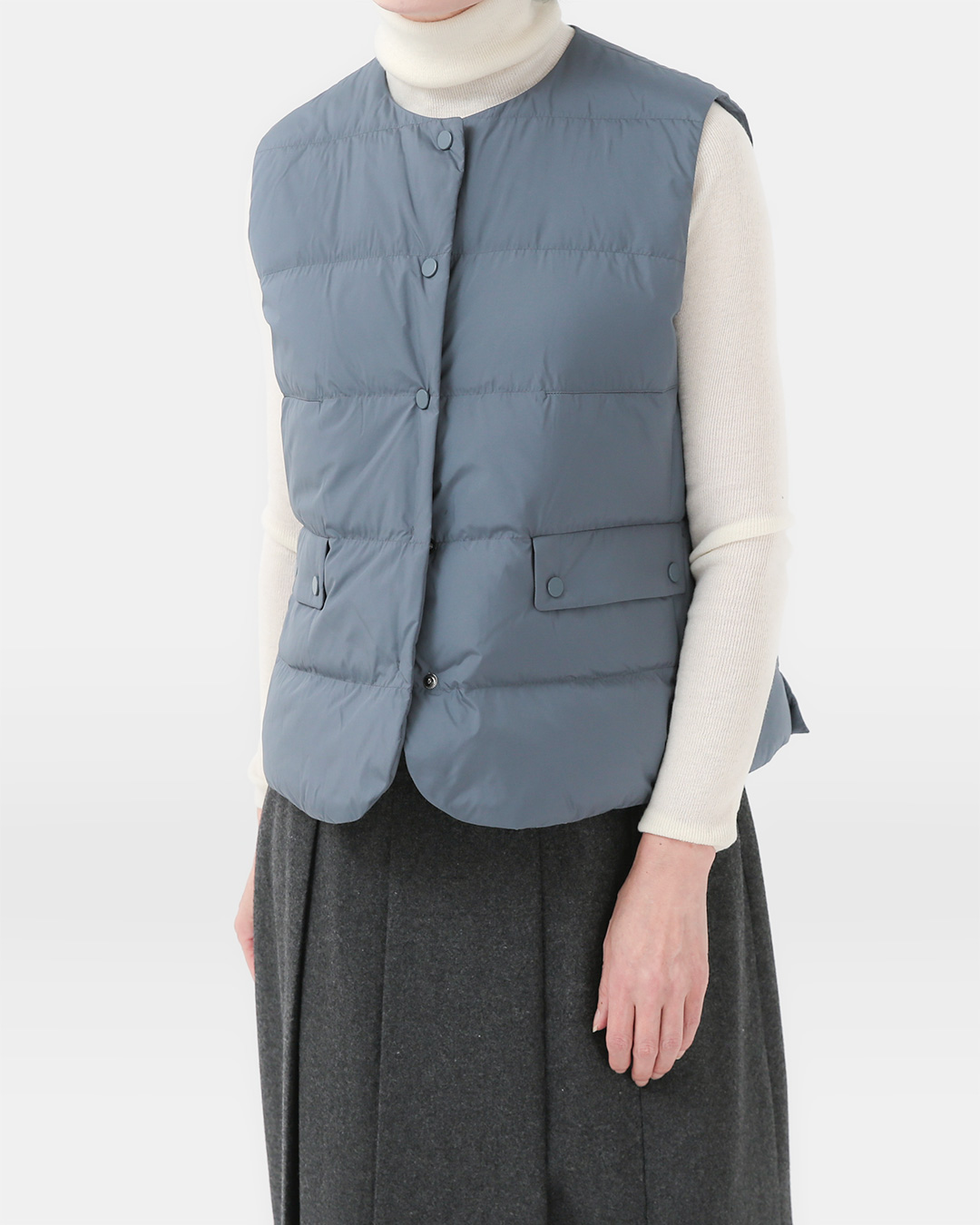 It sticks well wherever you go<BR> Goose Padded Vest
