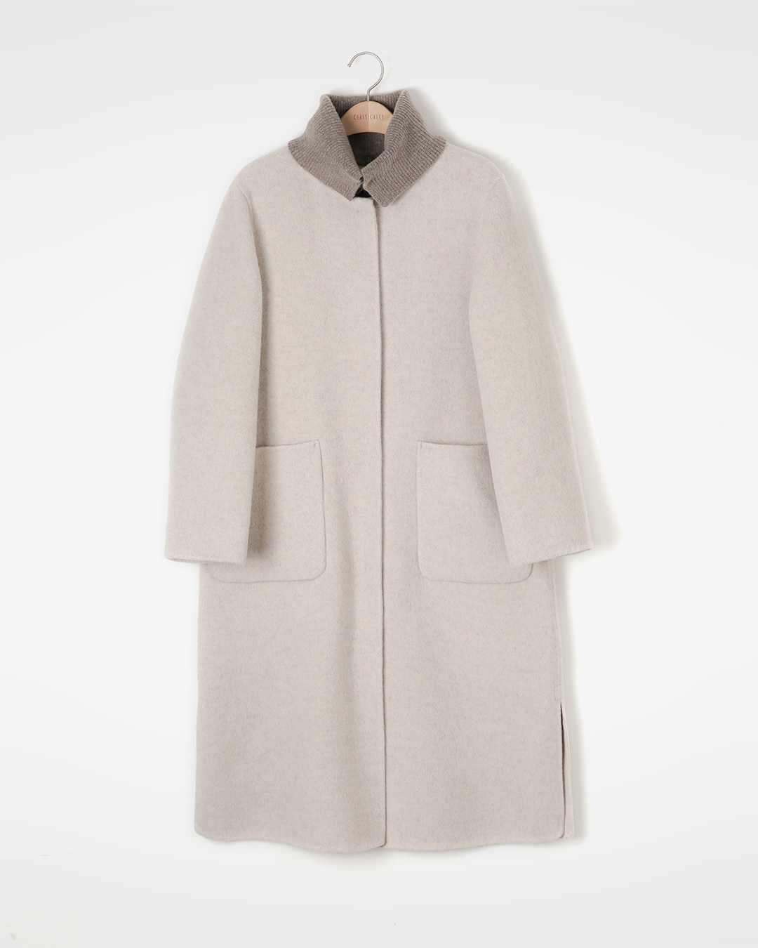 Carefully and with all my heart<br> Detachable cashmere collar<br> Handmade Long Coat
