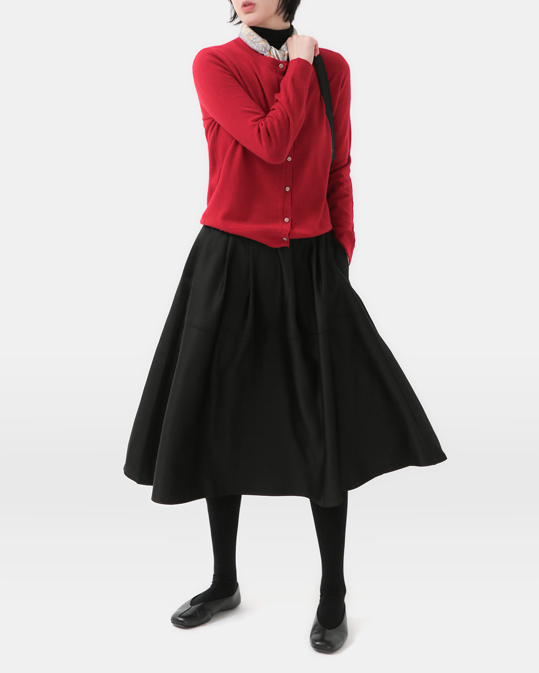 Looks slim<br> Silky Volume Skirt