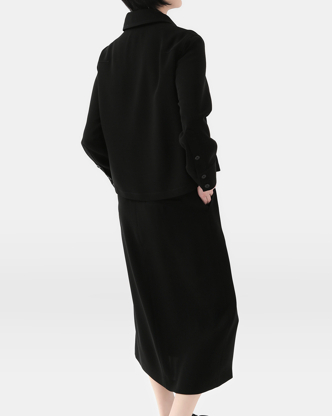 Simple and stylish, high-quality outerwear<br> Tailored Zip Blouson Jacket