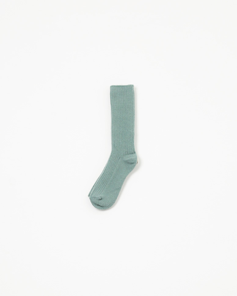 A deeply cozy pair<br> Cashmere-Wool Ribbed Socks