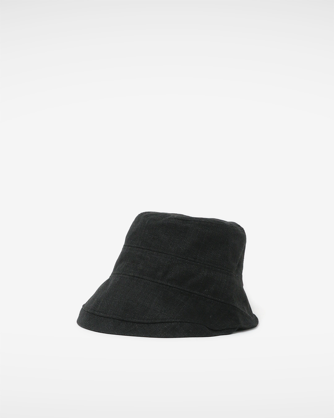 Easy to carry anywhere<br> Black bucket hat
