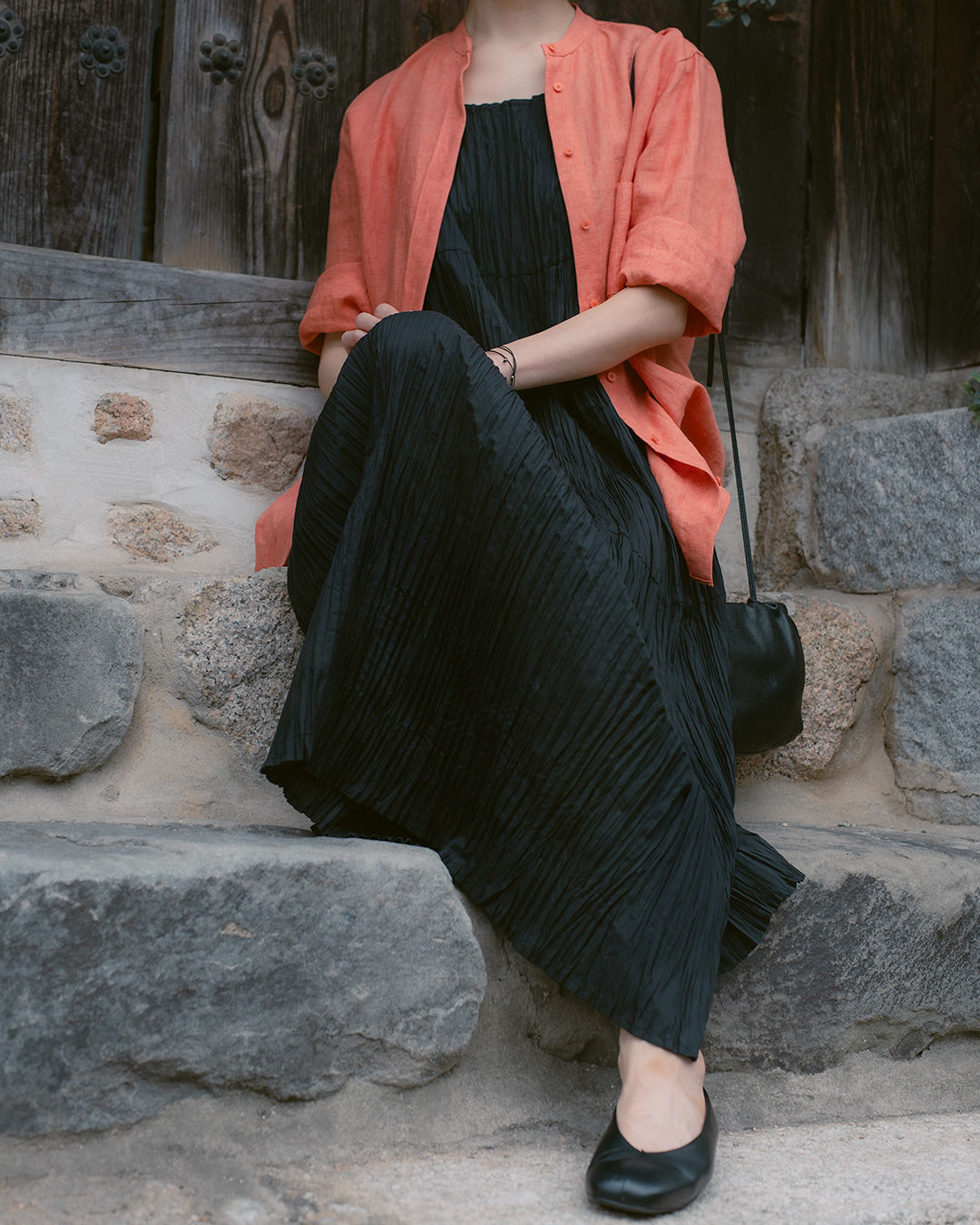 The moment when the day becomes lighter<br> crinkle flow maxi dress