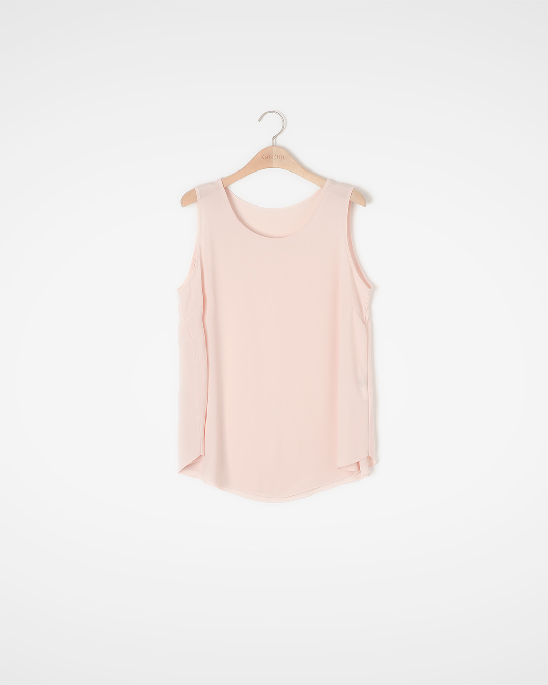 A flowing drape, a clean silhouette<br> Silky Sleeveless Tower 7 Colors