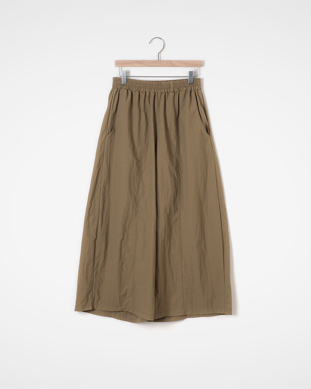 Wear it every day without hesitation<br> Crinkle Wide Easy Pants