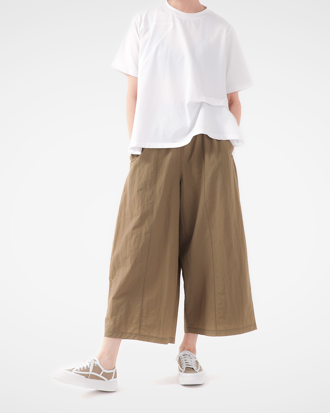Wear it every day without hesitation<br> Crinkle Wide Easy Pants