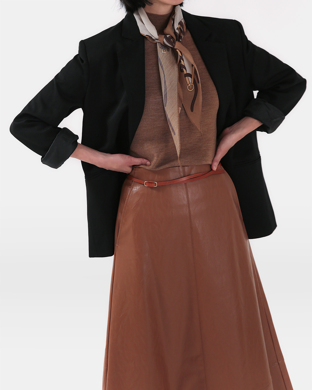 Muffler that changes the temperature of the look<br> Wool Silk Chain Scarf