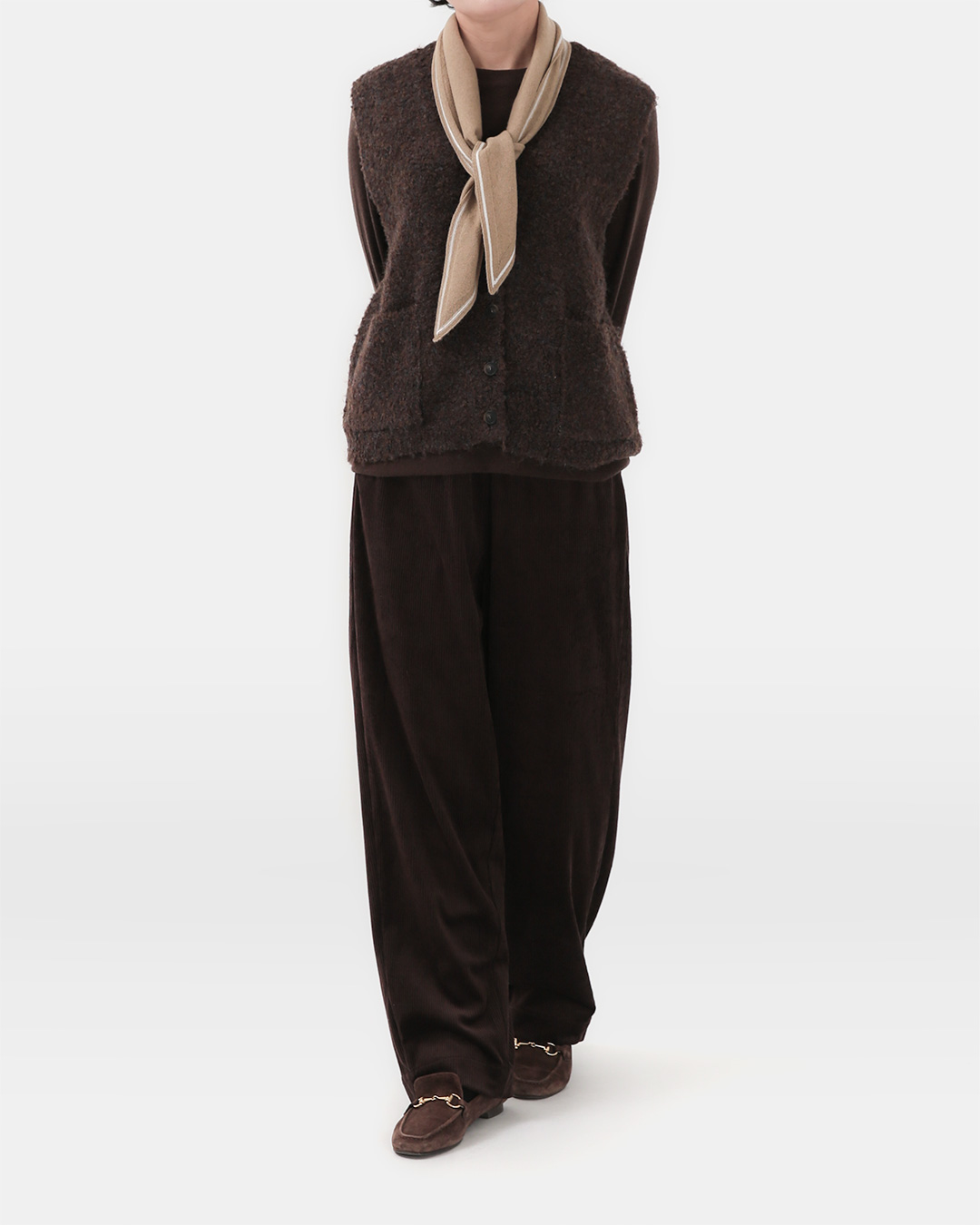 A good, chewy feeling<br> Corduroy Banding Pants (Black M)
