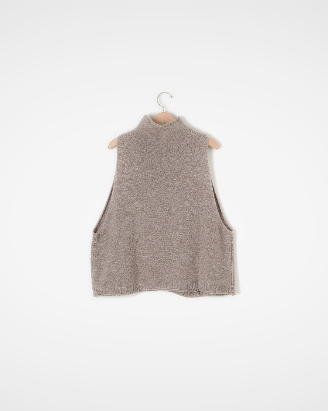 100% Cashmere<br> High Neck Vest