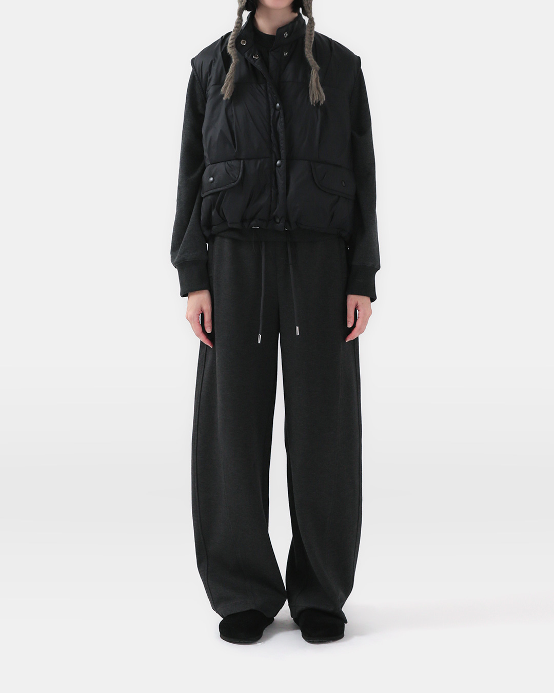 Just put it on lightly and let it warm your body<br> Vest that lifts slightly