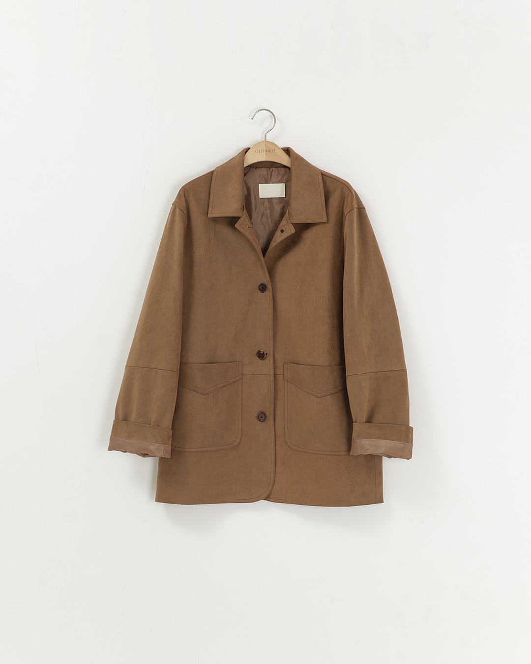 Always lightly tap!<br> Suede half court