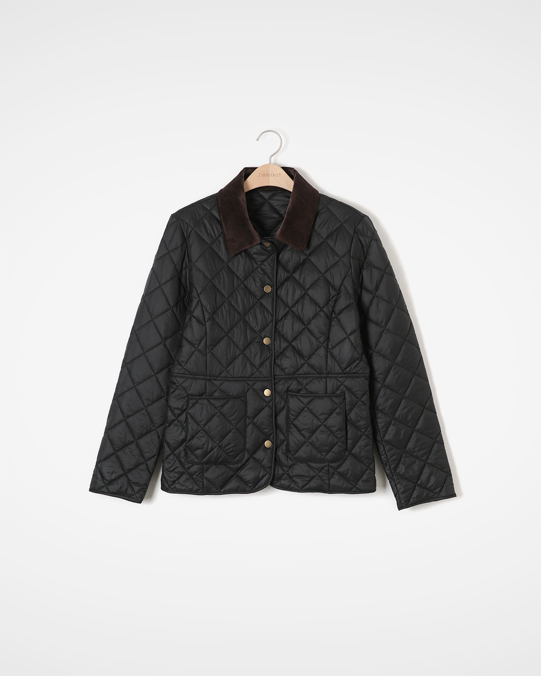 Completed the classic outdoor mood<br> Light quilting padding jacket