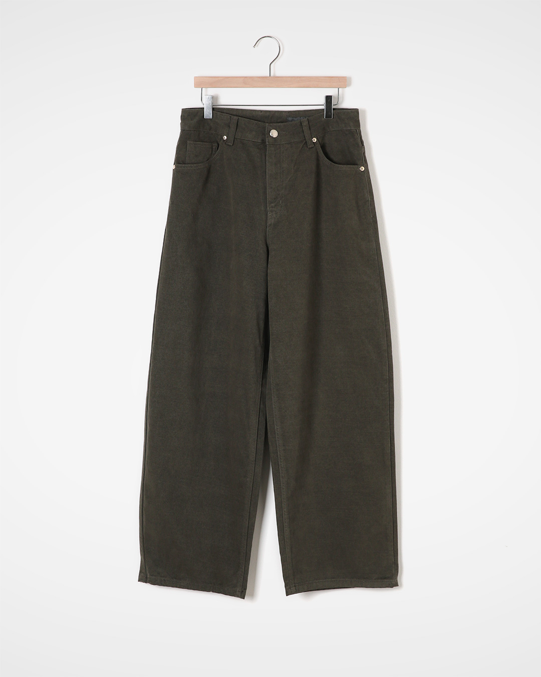 A silhouette you can trust and wear, the answer for every day<br> cotton wide utility pants