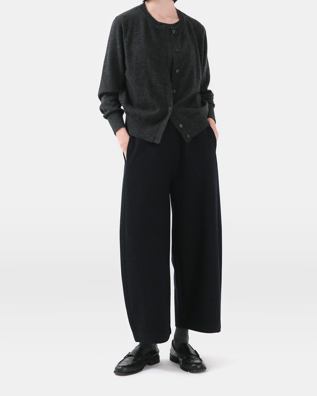 [Planned product] Comfortable but formal<br> Cashmere Blend Wide Pants