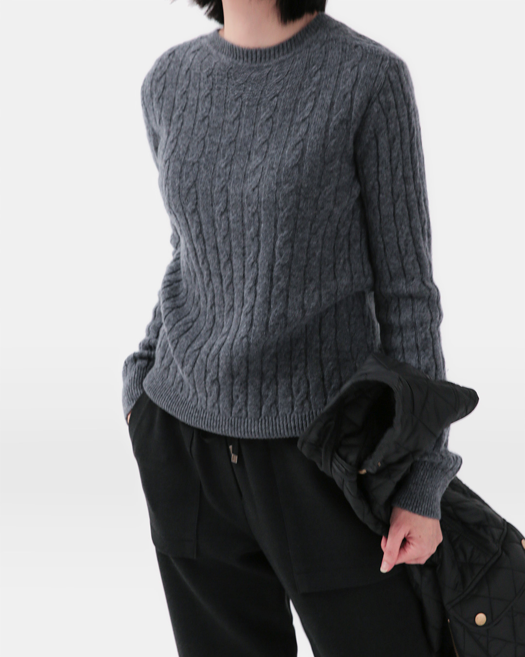 Loved beyond trends and seasons<br> Classic Cable Knit 3 Colors