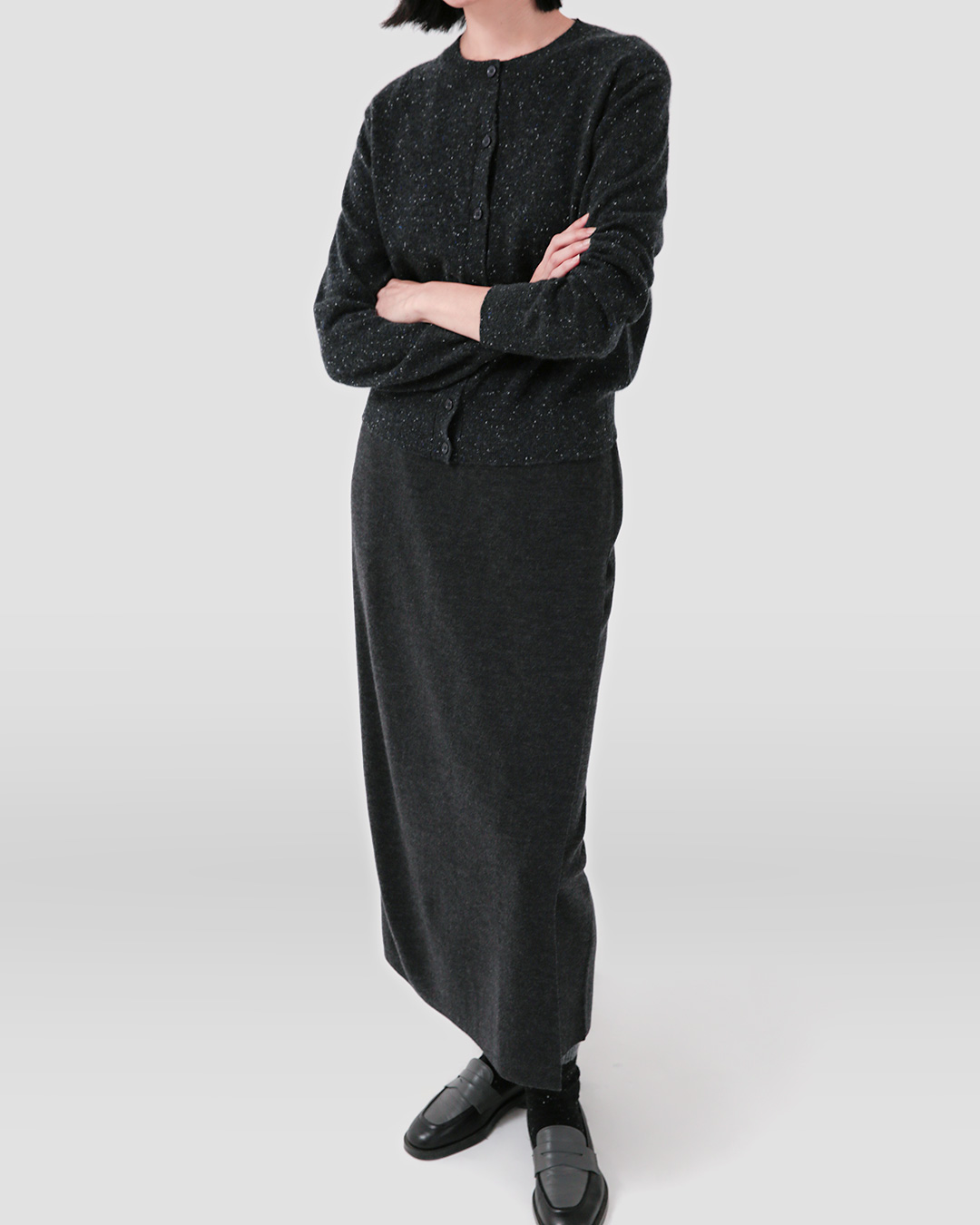 The soft neph speckle texture gives<br> Look's Temperature pure cashmere cardigan