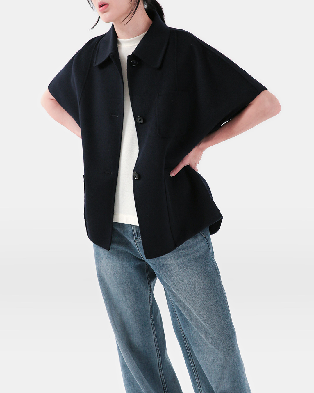 Soft texture, neat structure<br> cashmere silk short jacket