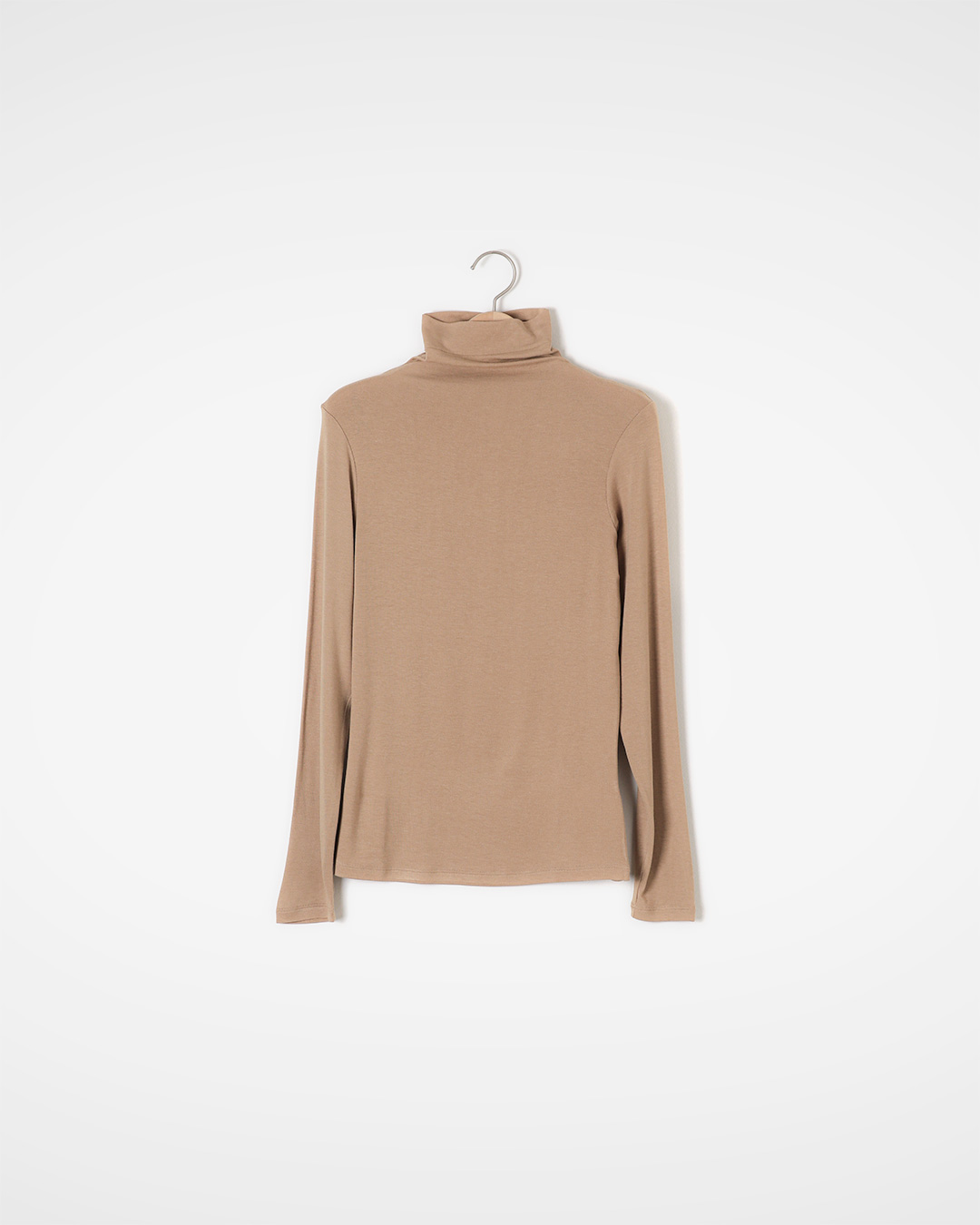 How to wear warmth in the lightest way possible<br> second-skin turtleneck 5 Colors