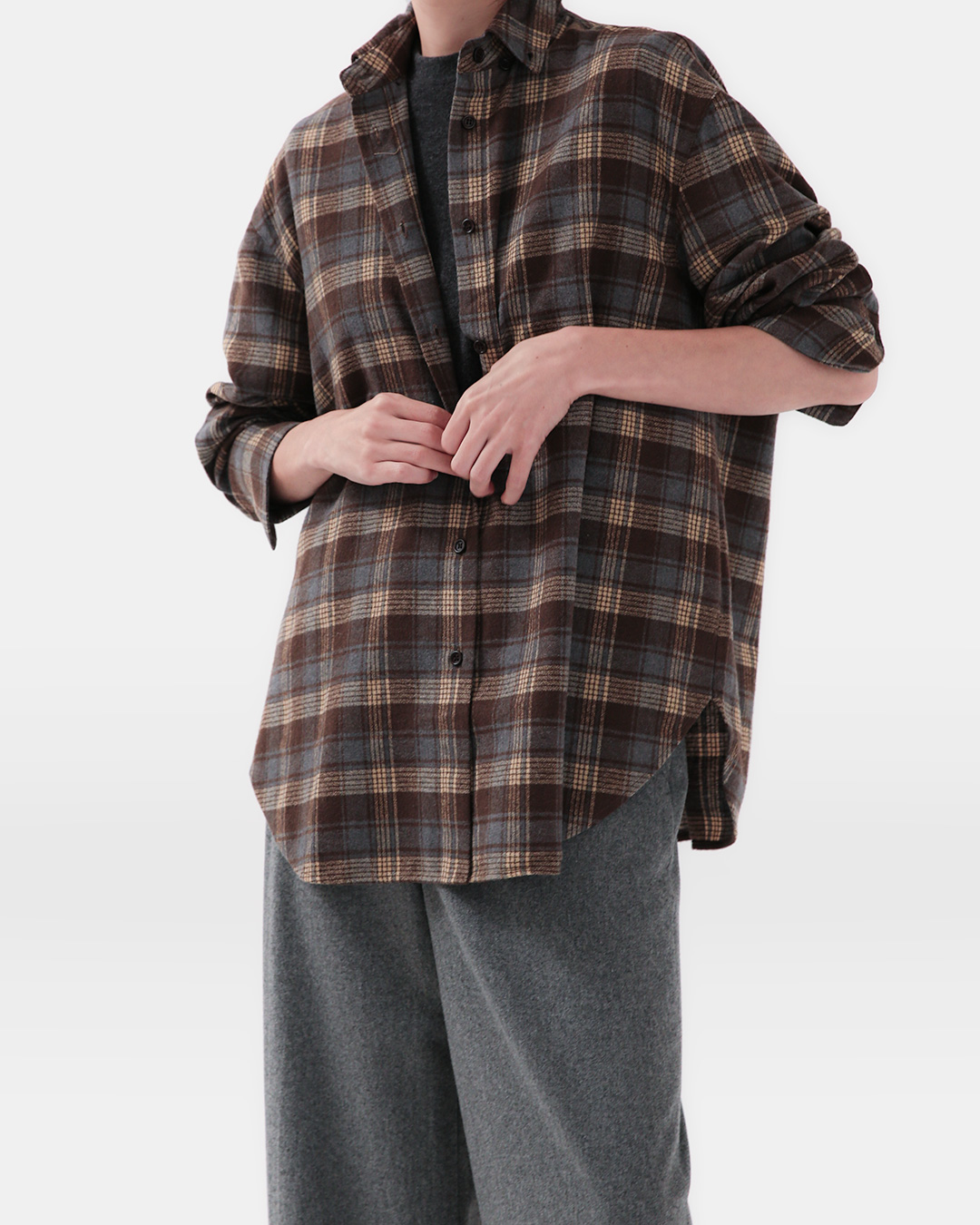 The warmth unique to cozy napping cotton<br> Add a luxurious complexion with grid checks