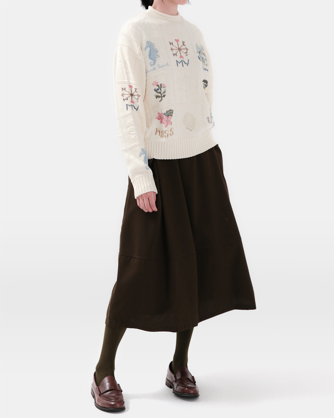 Adding a little excitement<br> Intarsia Embroidery Knit Tower