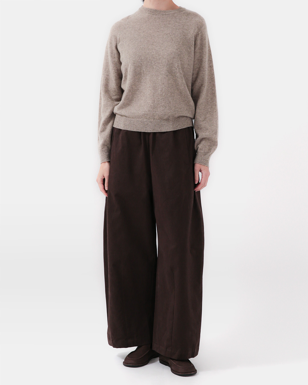 Refresh your daily routine<br> cashmere blend crew knit