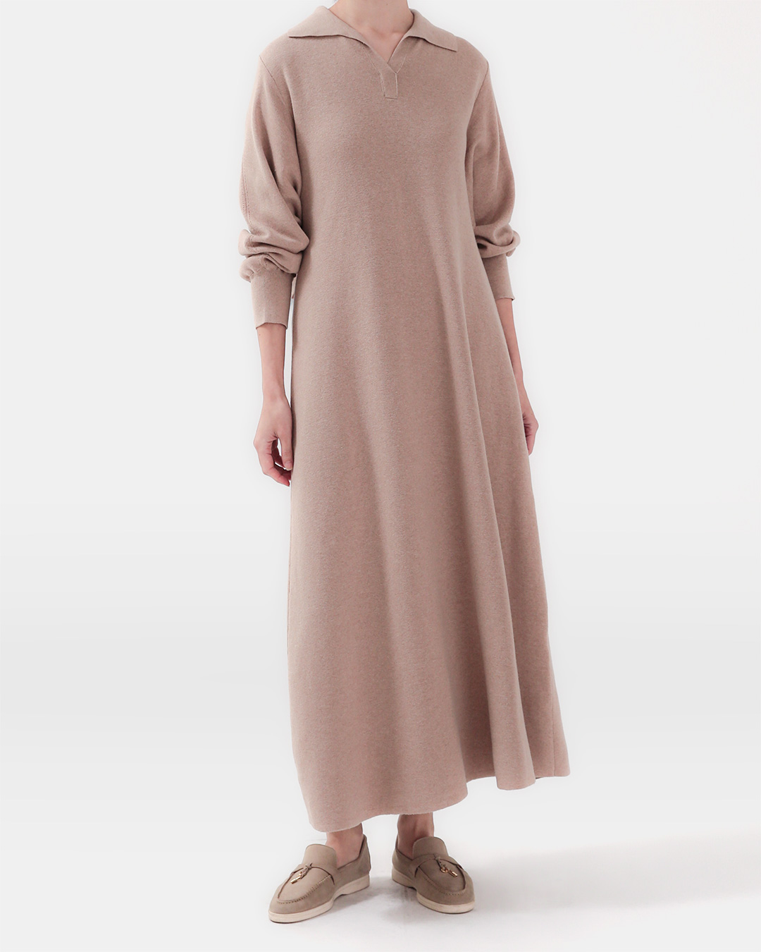 The secret to class on a busy day: One set to get it done<br> cotton cashmere polo knit dress