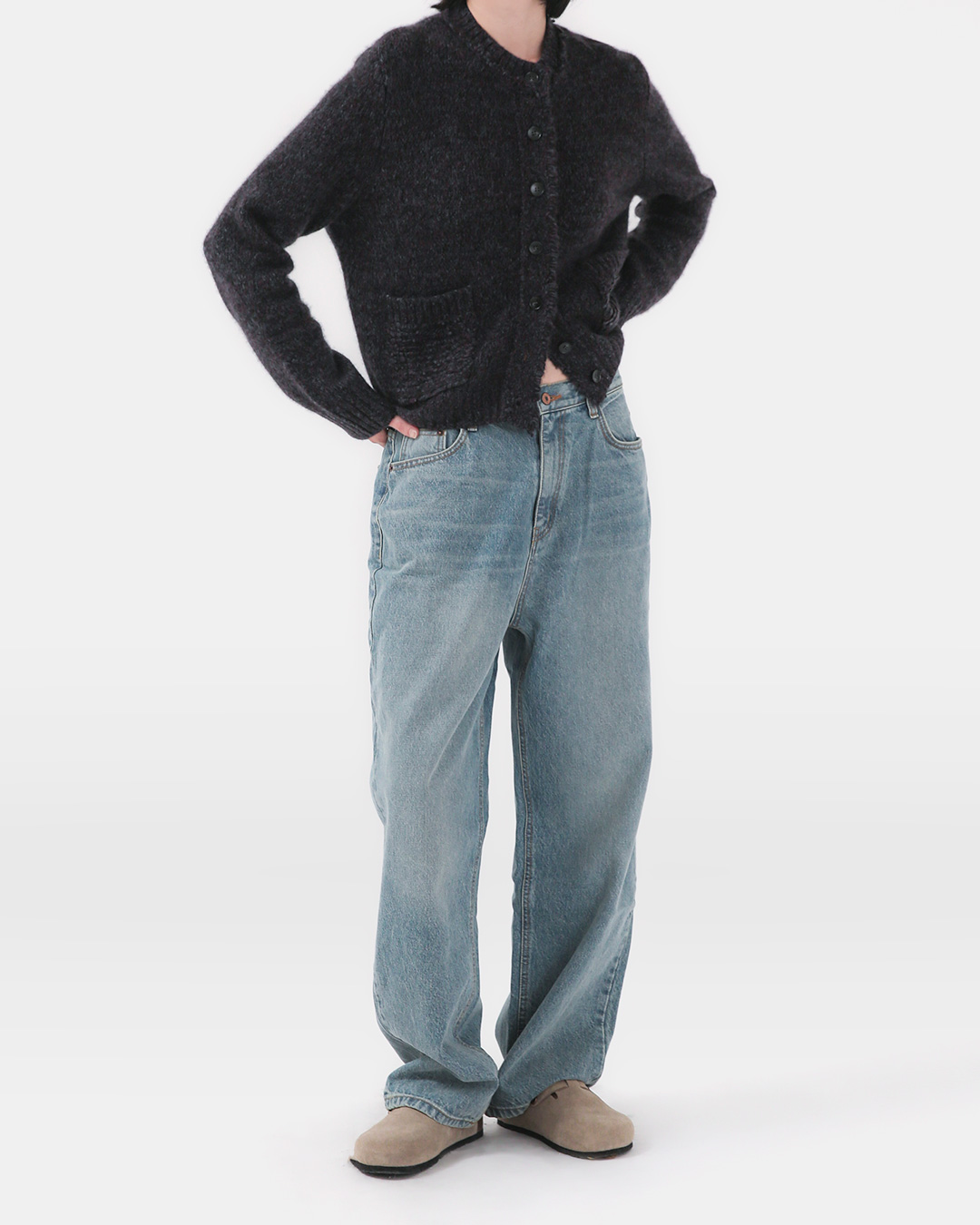 Daily denim refined with a vintage mood<br> Orta Turkish Denim Classic Straight