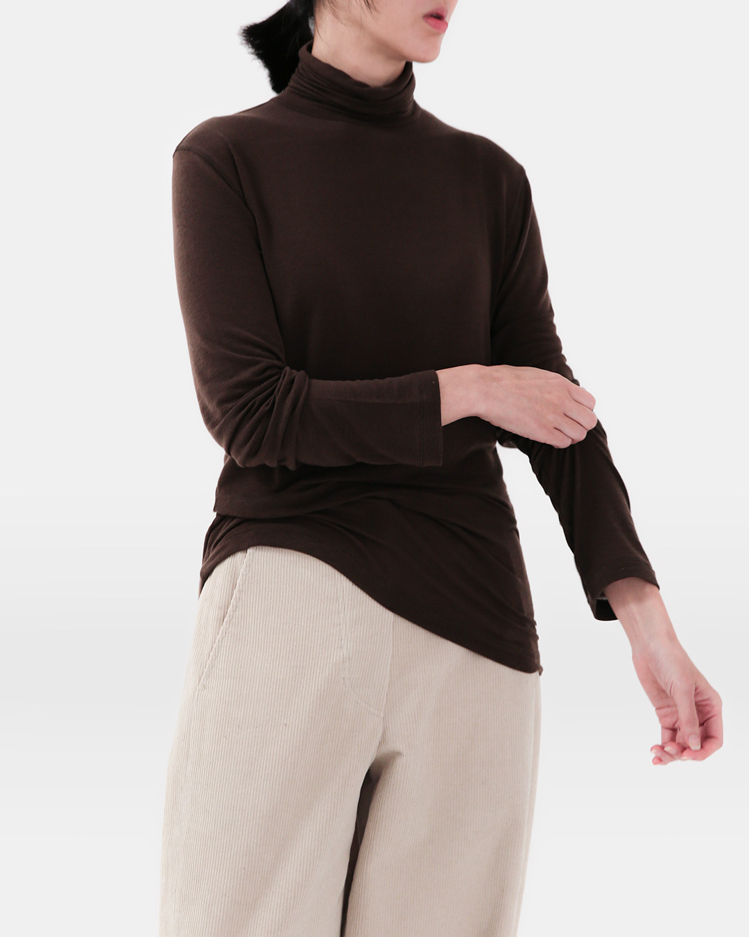 Longer, more elegantly layered<br> soft wool-stretch turtleneck 6 Colors