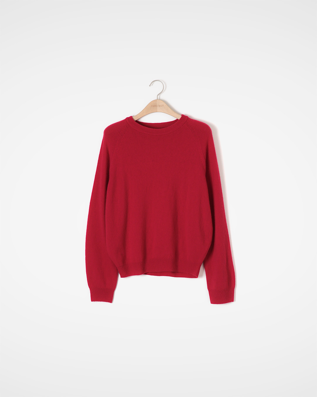 Refresh your daily routine<br> cashmere blend crew knit