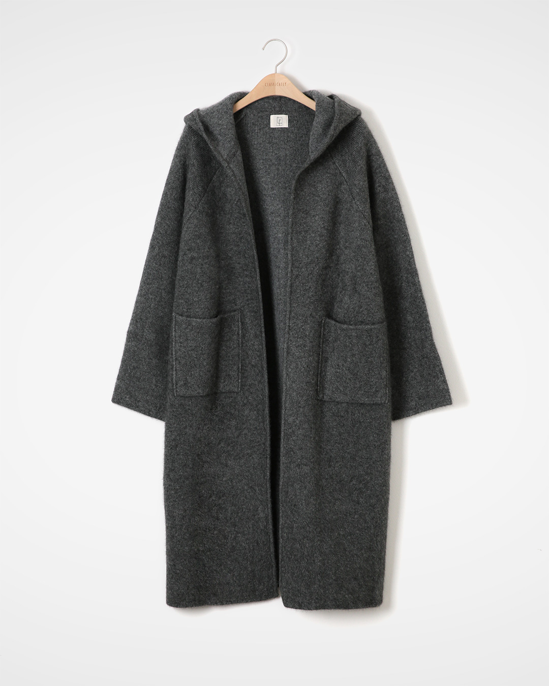I don't envy the warmth of padding<br> raccoon merino hood cardigan