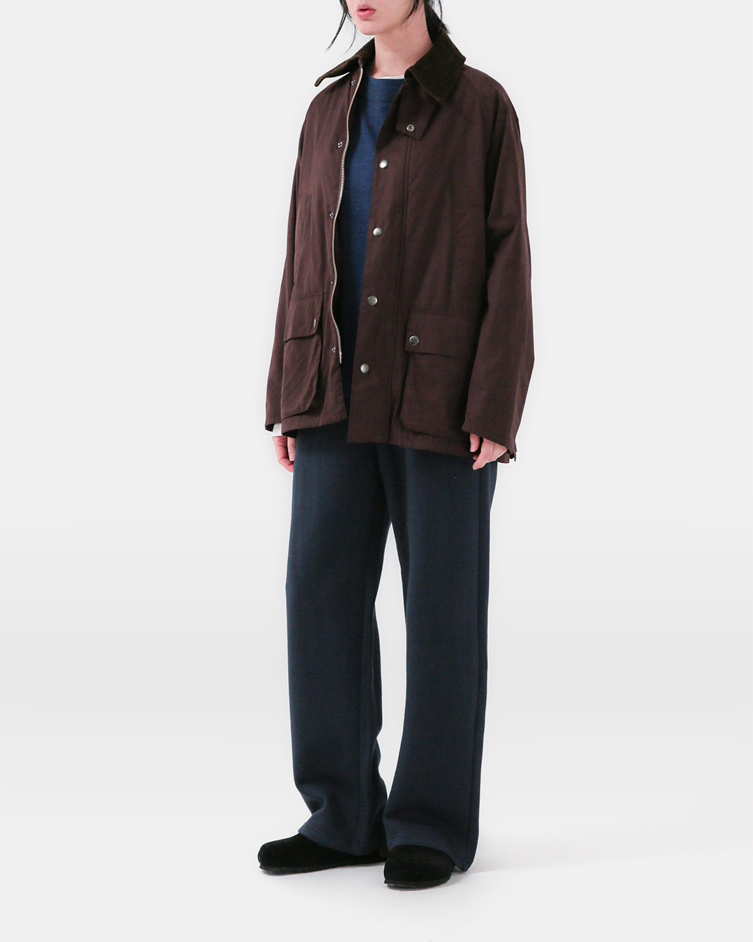 Calm and chic atmosphere<br> quilted corduroy-collar field jacket