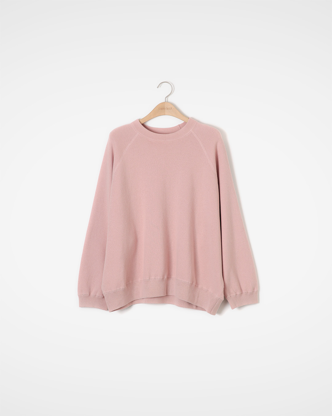 Brightens the complexion<br> A cozy everyday sweatshirt