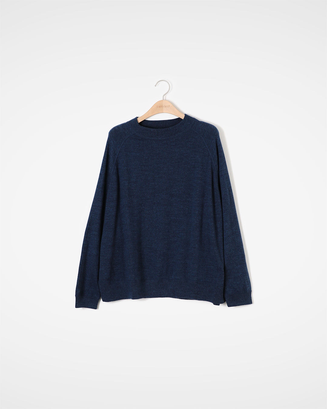 Blends naturally into simple daily life<br> soft round cotton knit
