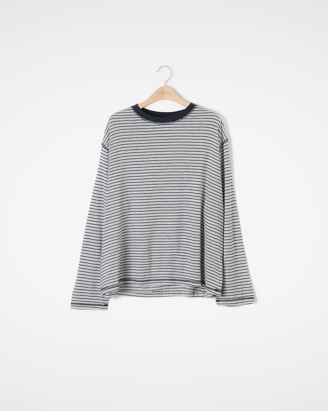 네추럴한 결, Delicate 한 끗의 stitch<br> exposed-stitch ringer stripe tee
