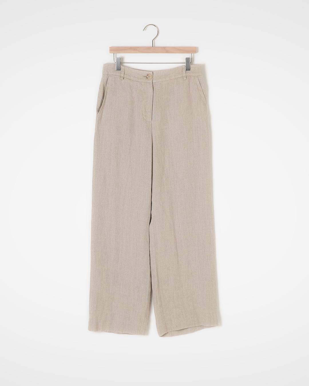 Equipped with both style and comfort<br> linen blend straight pants