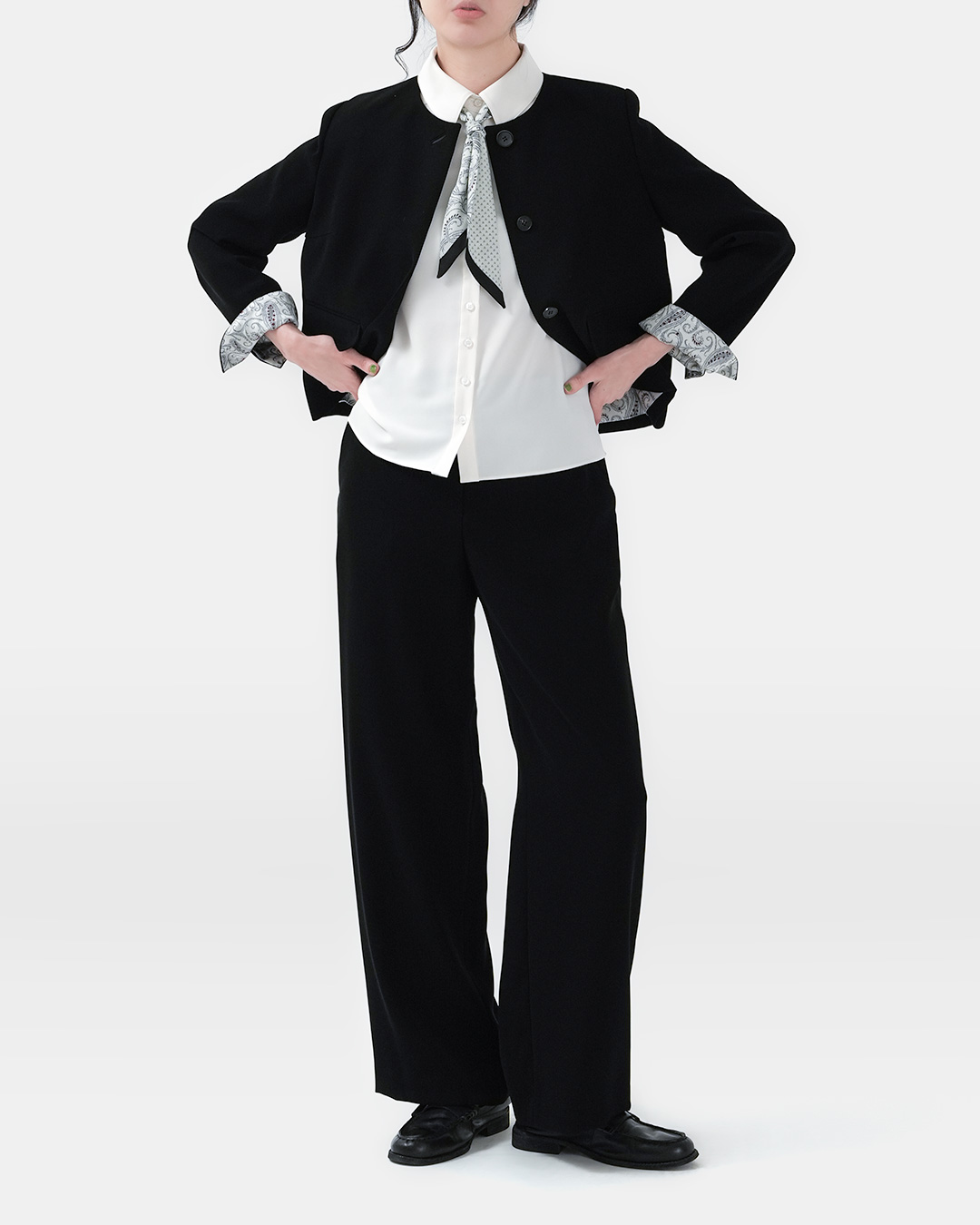 무심한 듯 우아함이 남는<br> 일본 밀파 와이드 Pants