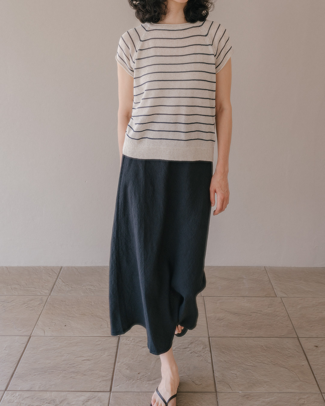 It quietly lasts a long time<br> pure linen banding long skirt