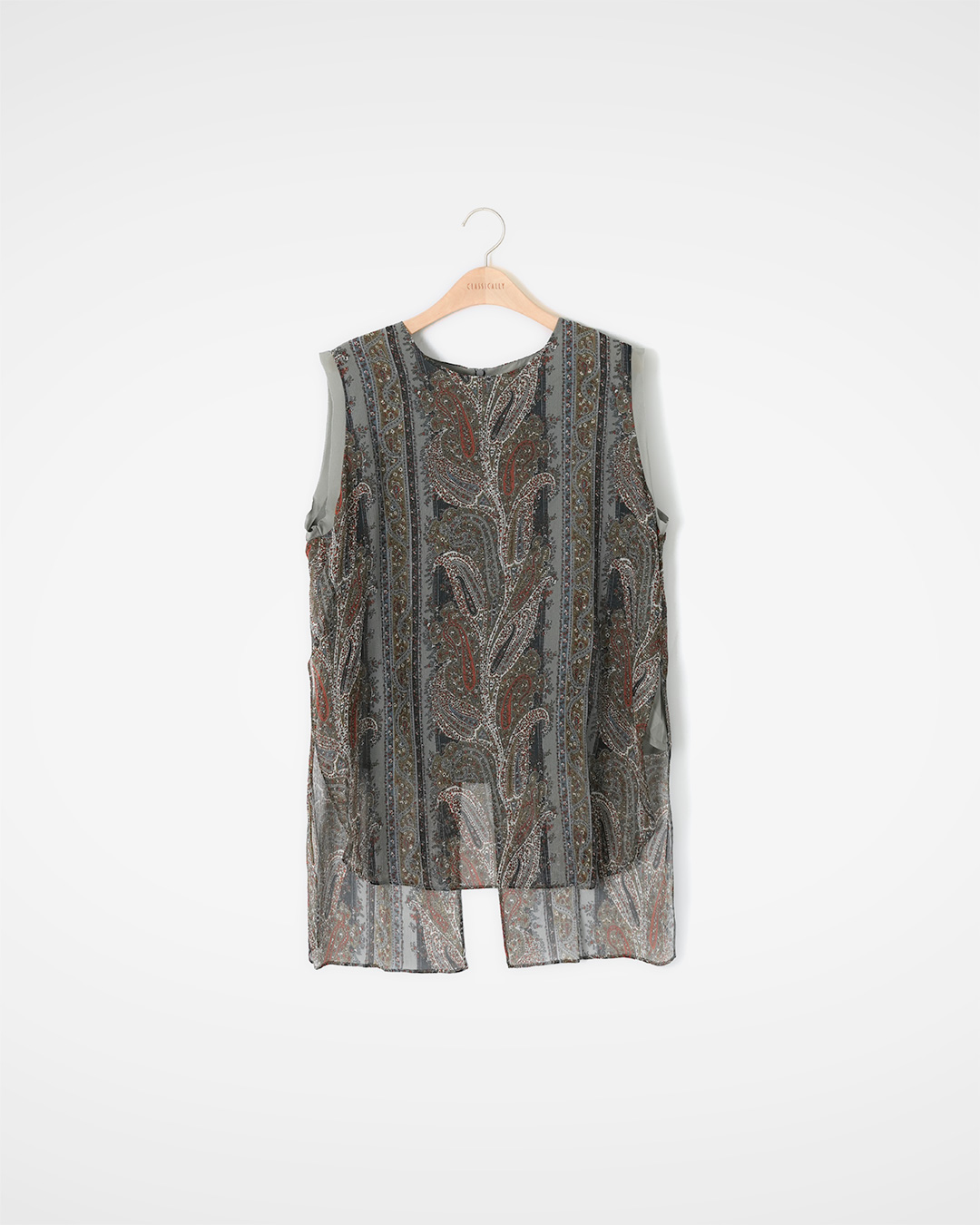 안감 겉감 모두 100% Silk<br> 시어한 결 위에 분위기를 더한<br> paisley layered sleeveless blouse