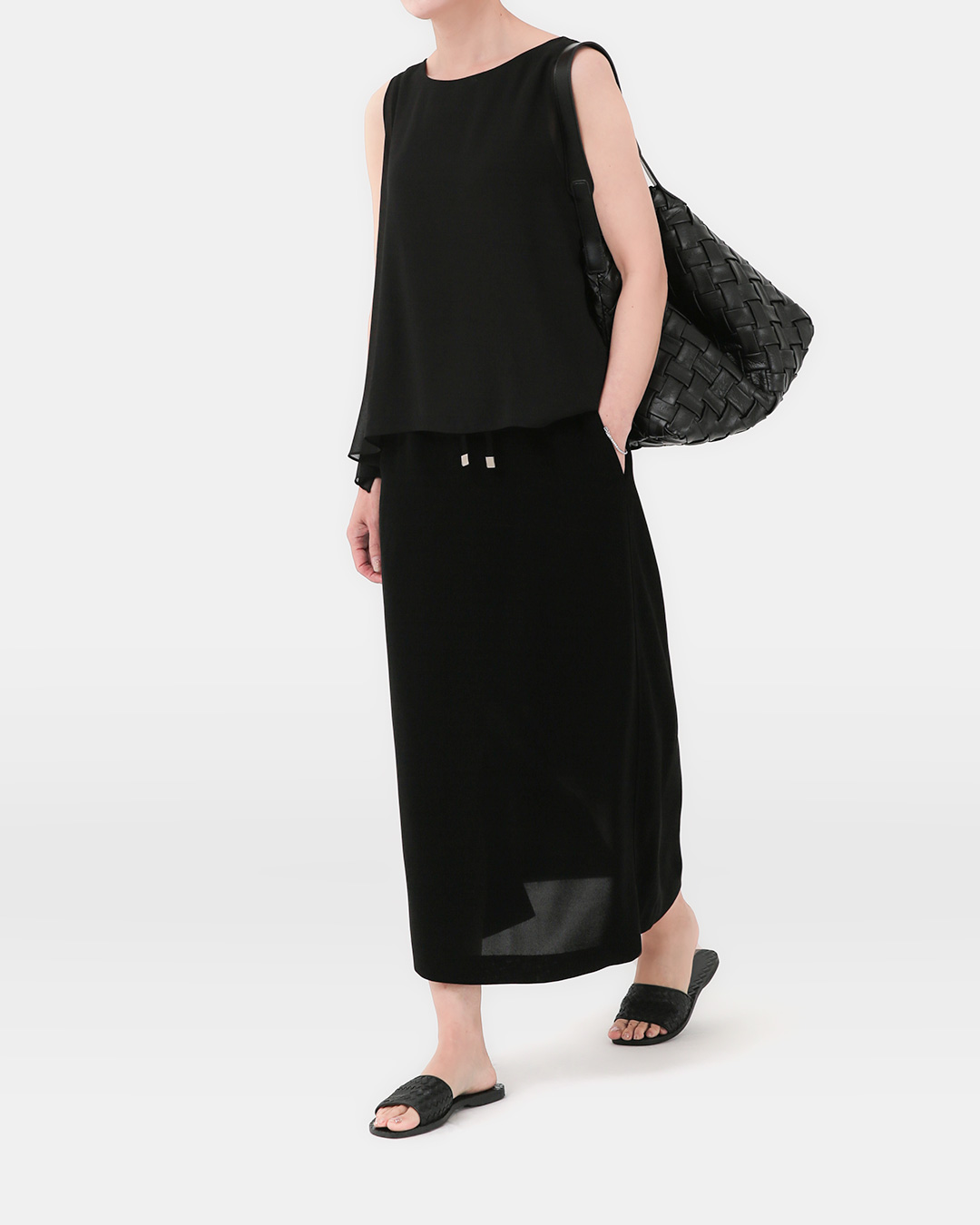 Simple but not ordinary<br> Milpa Drawstring Maxi Skirt