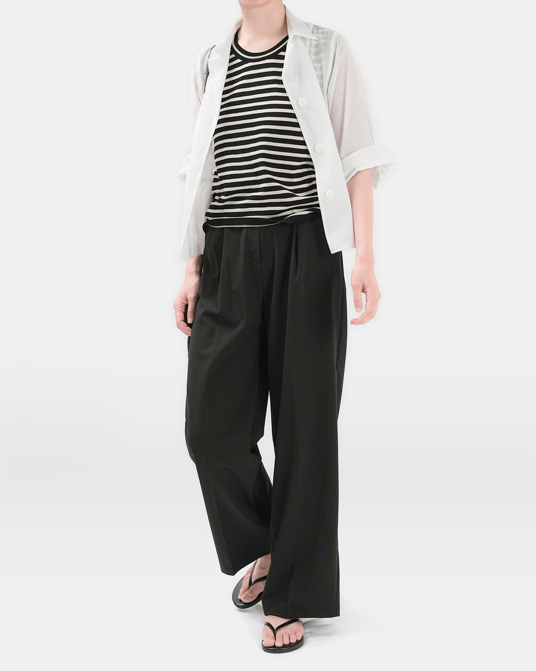 A neat straight fit that drapes beautifully<br> daily formal wide slacks
