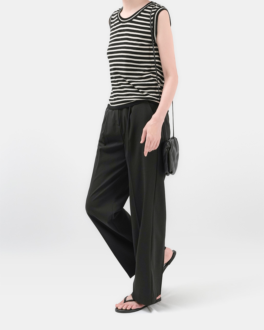 A neat straight fit that drapes beautifully<br> daily formal wide slacks