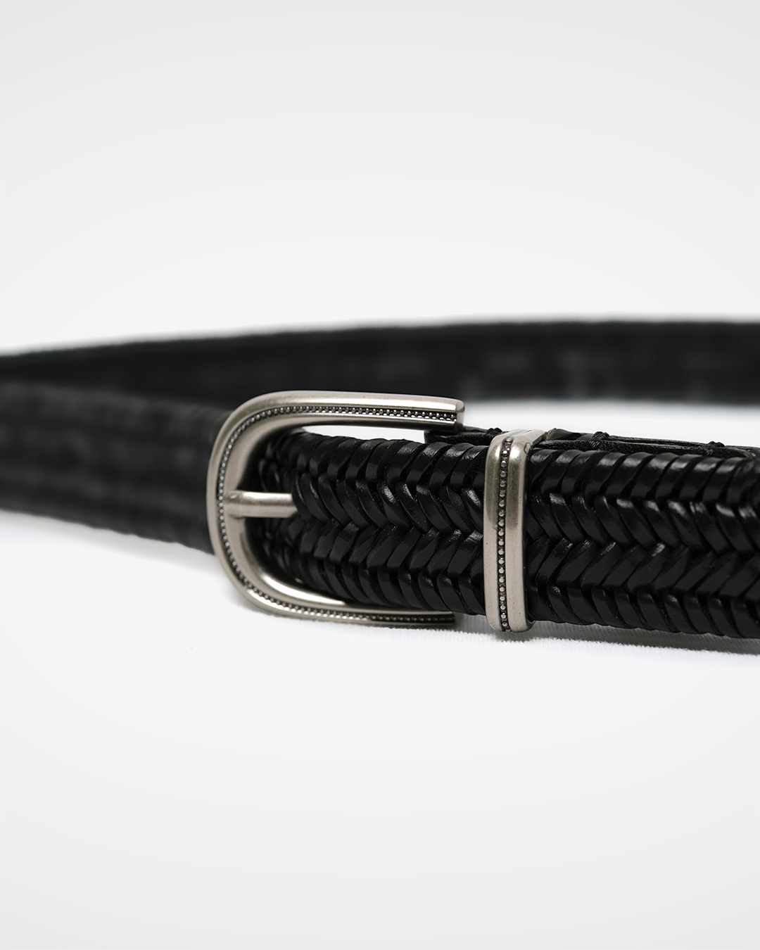 Classic weave<br> Black Mesh Leather Belt