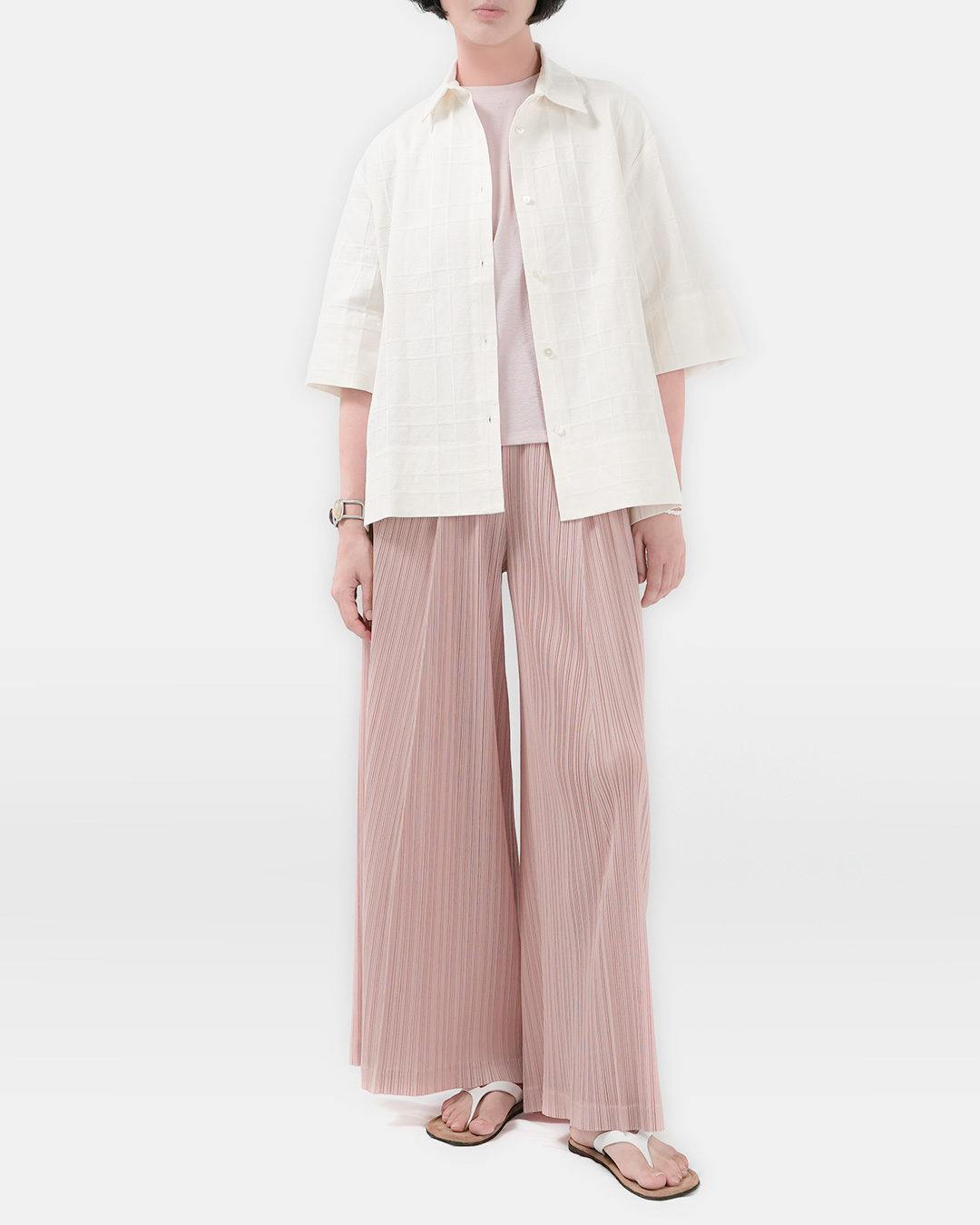 Flowing elegantly like a skirt<br> Dusty Pink Pleated Wide Pants