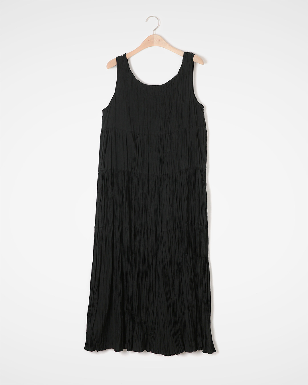 The moment the day becomes lighter<br> crinkle flow maxi dress