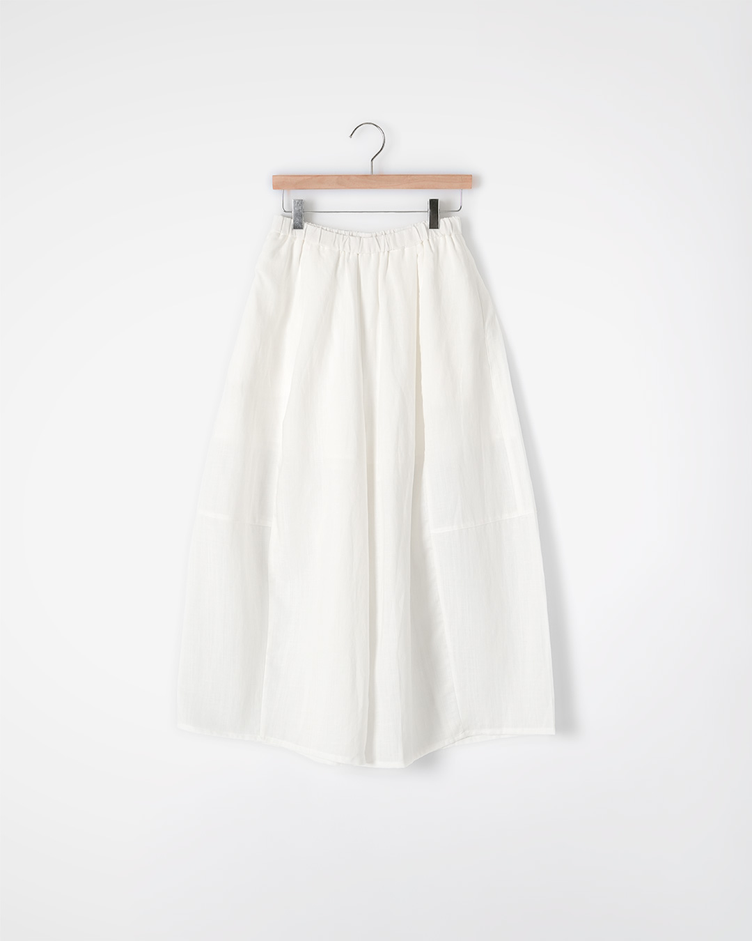 How to Wear the Relaxation of Summer<br> Airy Linen Volume Pants