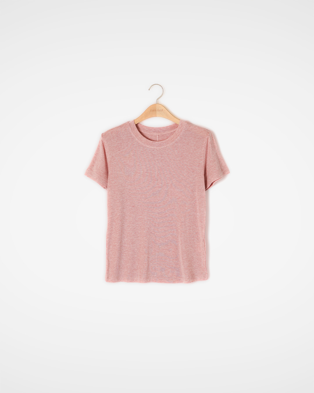 19% Merino Wool 77% Tencel<br> Essentials that are welcome just by their material