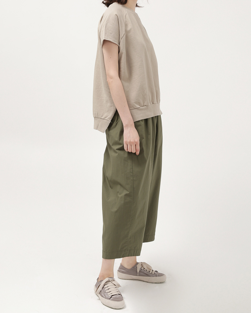 CLASSY N MORE<br> 멋스럽게 여유로운 Barrel Pants