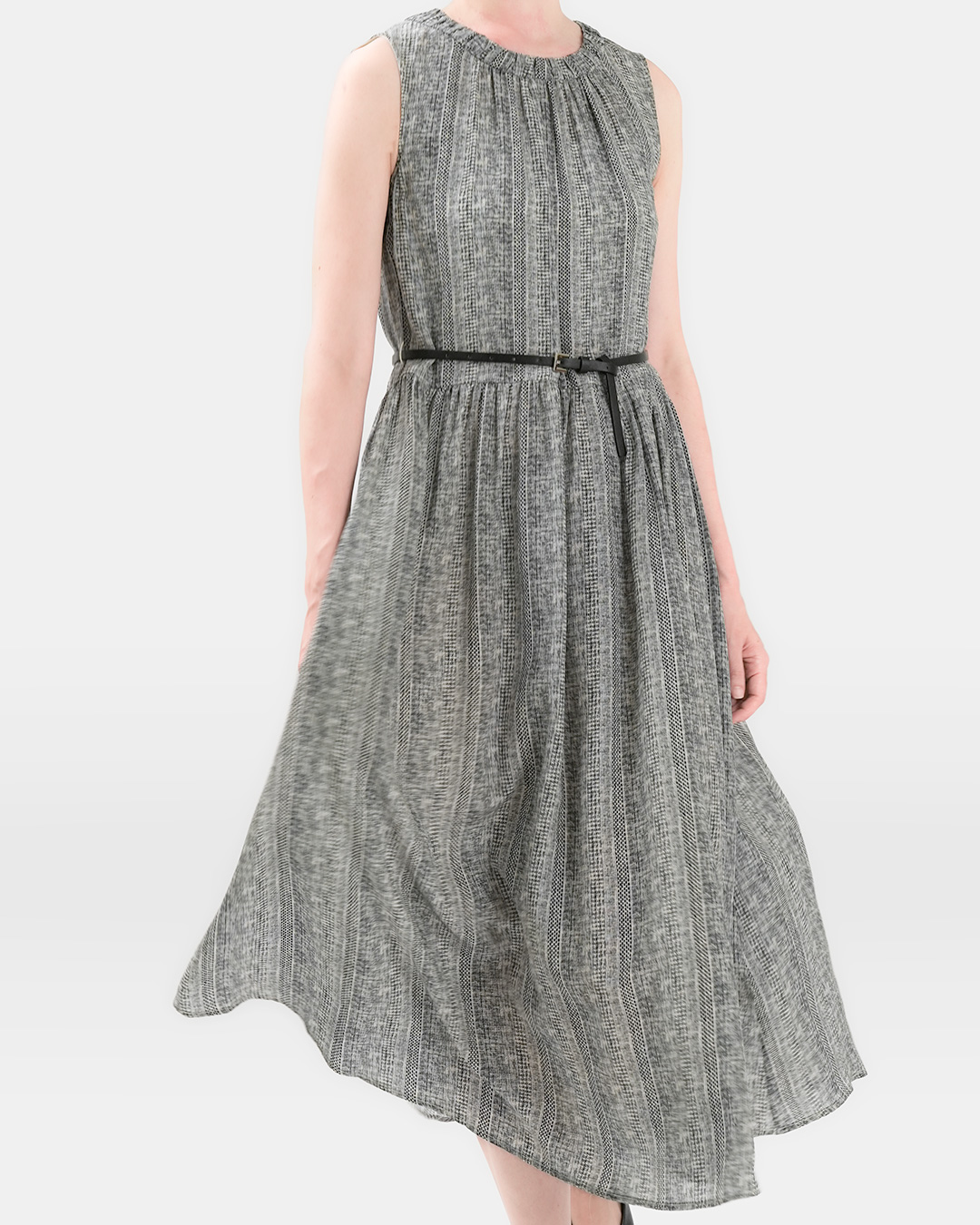 100% Silk, 차분하게 빛나는 하루<br> Grey Printed Silk Belted Dress