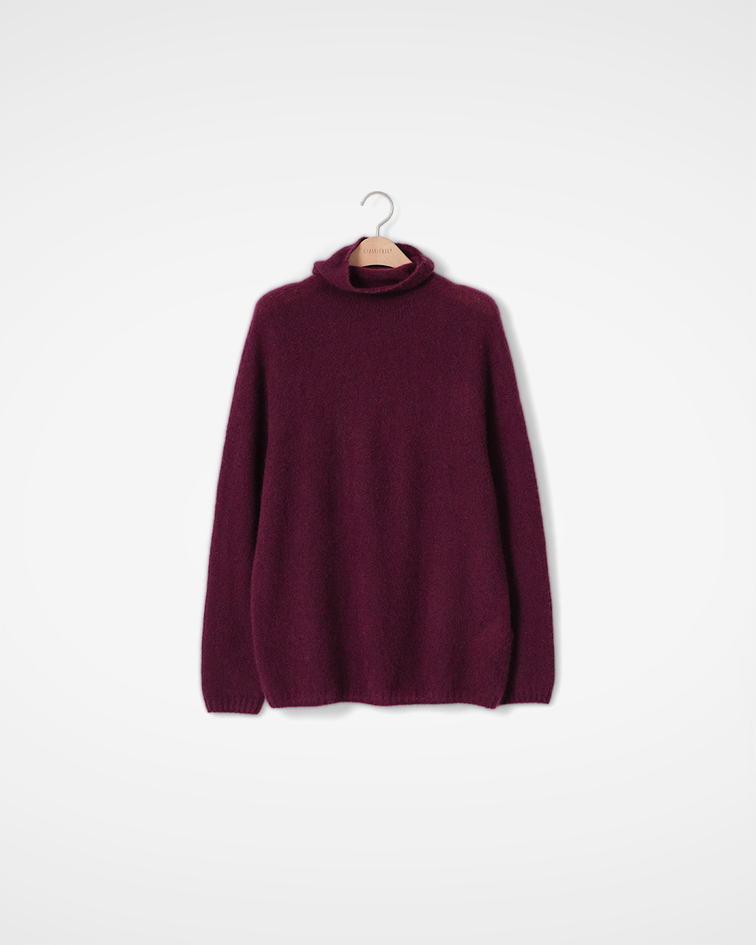 Keep your neck warm, and your impression light<br> Cashmere Silk Soft Turtleneck