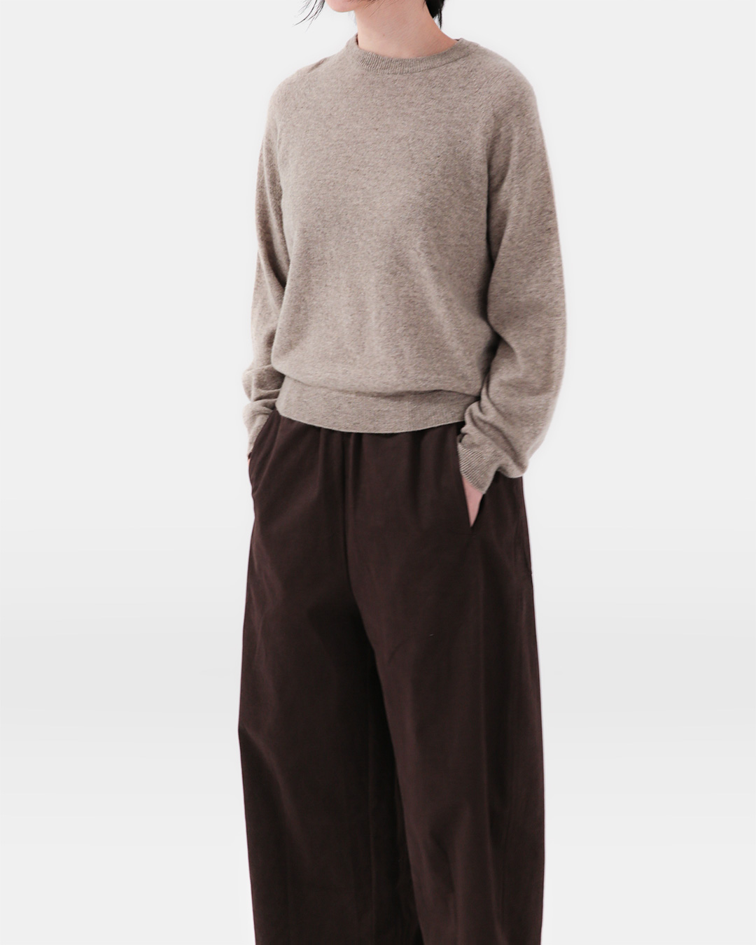 Refresh the daily basics<br> Cashmere blend crew knit
